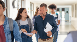 teacher-talks-with-student-in-hallways